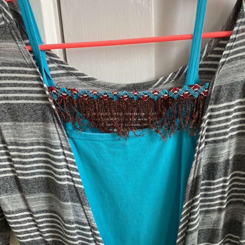 Top - Picture 3 of 5